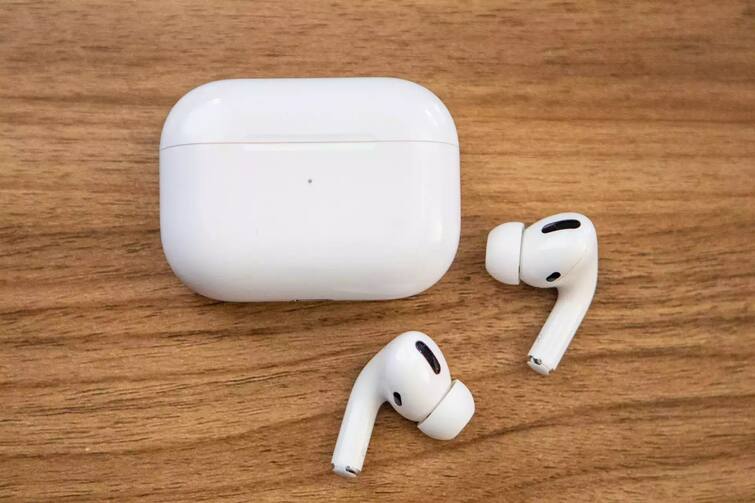 apple airpods best deal and offer, best price with discount on amazon Apple Daysમાં આ હેડફોન અને એરપૉડ્સ પર મળી રહી છે સ્પેશ્યલ ડીલ !