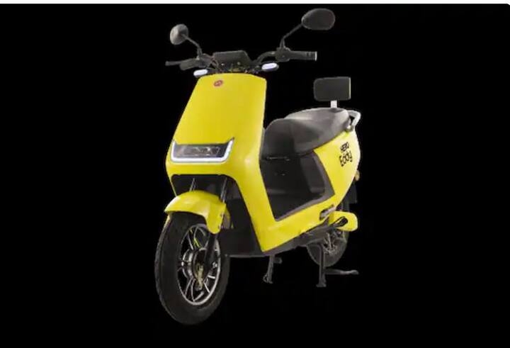 Hero Eddy ਇੱਕ ਇਲੈਕਟ੍ਰਿਕ ਸਕੂਟਰ ਹੈ, ਜਿਸ ਦੀ ਐਕਸ-ਸ਼ੋਰੂਮ ਕੀਮਤ 72,000 ਰੁਪਏ ਹੈ। ਇਹ 2 ਰੰਗਾਂ ਵਿੱਚ ਉਪਲਬਧ ਹੈ। ਇਸ 'ਚ ਰਿਵਰਸ ਮੋਡ, USB ਪੋਰਟ ਤੇ ਫਾਈਂਡ ਮਾਈ ਬਾਈਕ ਵਰਗੇ ਫੀਚਰਸ ਹਨ। ਇੱਥੇ ਦੱਸੇ ਗਏ ਸਾਰੇ ਸਕੂਟਰਾਂ ਨੂੰ ਚਲਾਉਣ ਲਈ ਰਜਿਸਟ੍ਰੇਸ਼ਨ ਨੰਬਰ ਅਤੇ ਡਰਾਈਵਿੰਗ ਲਾਇਸੈਂਸ ਦੀ ਲੋੜ ਨਹੀਂ ਹੈ।