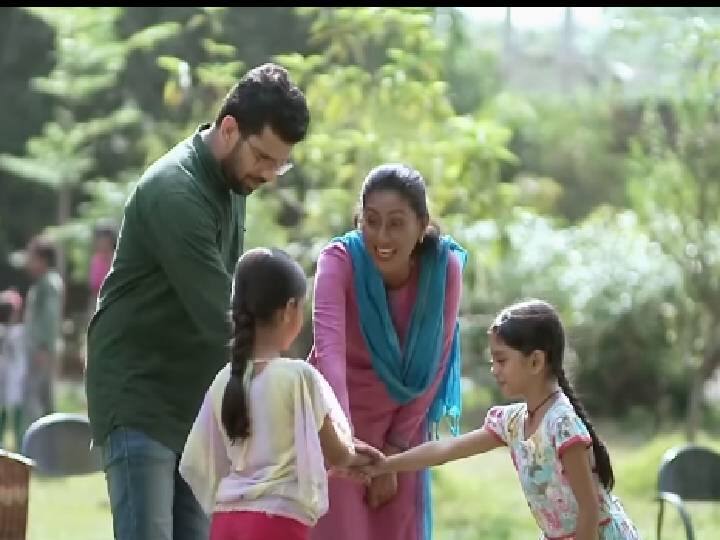 Rang Majha Vegla : दीपिकाचं मन बदलण्यात दीपा-कार्तिकी होणार सफल! कार्तिककडे परतणार त्याची लेक! Rang Majha Vegla latest update Deepika will return to Inamdar’s house Rang Majha Vegla : दीपिकाचं मन बदलण्यात दीपा-कार्तिकी होणार सफल! कार्तिककडे परतणार त्याची लेक!