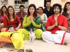 न्यूबोर्न बेबी गर्ल के लिए गुरमीत और देबिना ने की छटी पूजा, शादी के 11 साल बाद बने हैं पेरेंट्स