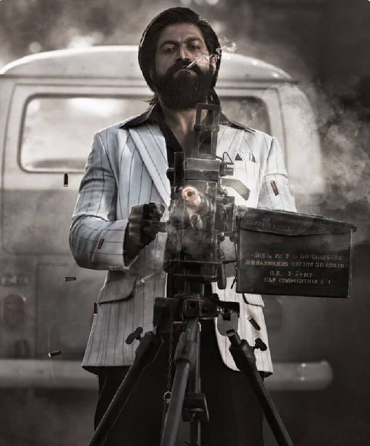 கலியுகம் தாண்டி கடலாழம் தாண்டி வந்தாயே நீ கரிகாலா