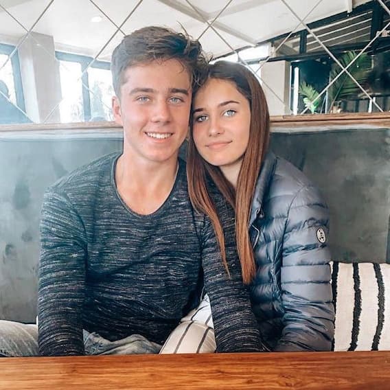 Dewald Brevis Girlfriend Pic: 'Junior de Villiers' girlfriend is very beautiful, actresses will fade in front of their beauty, see photo