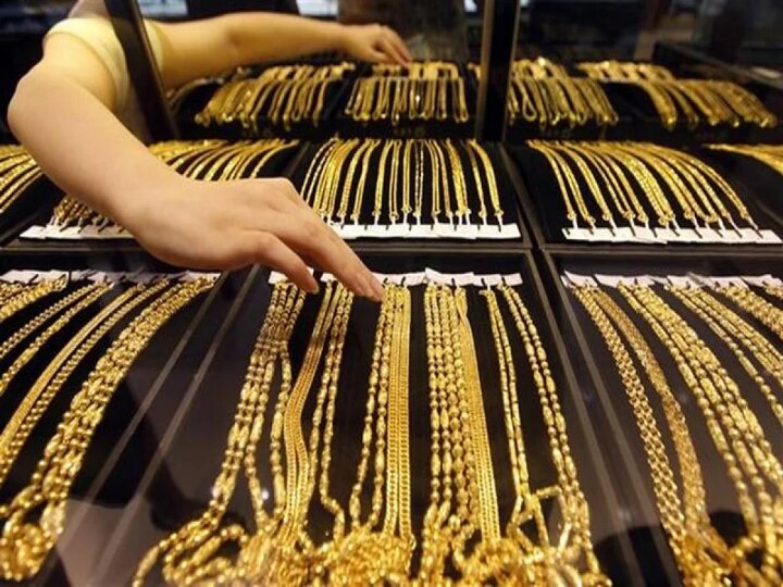 Gold, Silver Price : சற்றே குறைந்த தங்கம் விலை...! இன்று என்ன நிலவரம்..?