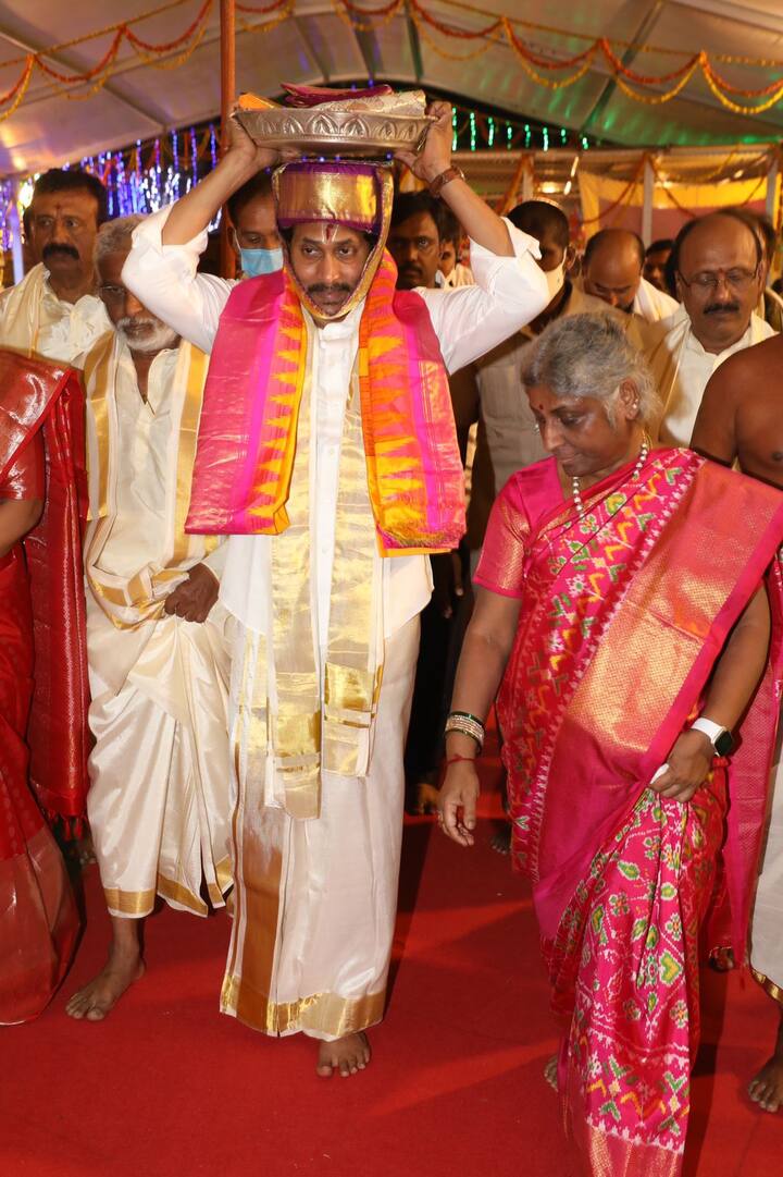 ఒంటిమిట్ట కోదండరామ దేవాలయంలో సీఎం జగన్