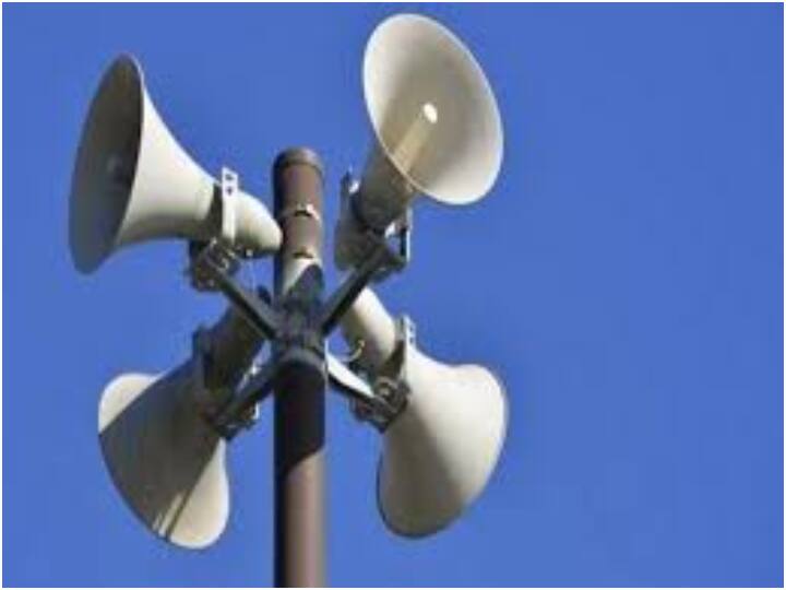 UP News, 22 thousand unauthorized loudspeakers removed from religious places and 42,000 voices muffled Loudspeaker Row: यूपी में धार्मिक स्थलों से हटाए गए 22 हजार लाउडस्पीकर, 42 हजार की आवाज की गई कम