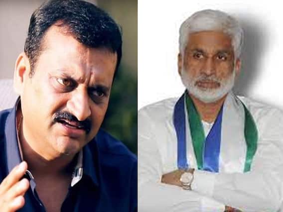 Bandla Ganesh Controversial Comments on YCP MP Vijaya Sai Reddy | Bandla Ganesh Tweets | ABP Desam