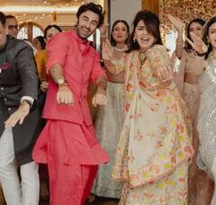 ਰਣਬੀਰ ਦੀਆਂ ਬਾਹਾਂ 'ਚ ਆਲੀਆ ਭੱਟ...ਨੀਤੂ ਕਪੂਰ ਦੀ ਨੂੰਹ ਨੇ ਸ਼ੇਅਰ ਕੀਤੀਆਂ ਮਹਿੰਦੀ ਦੀਆਂ ਤਸਵੀਰਾਂ