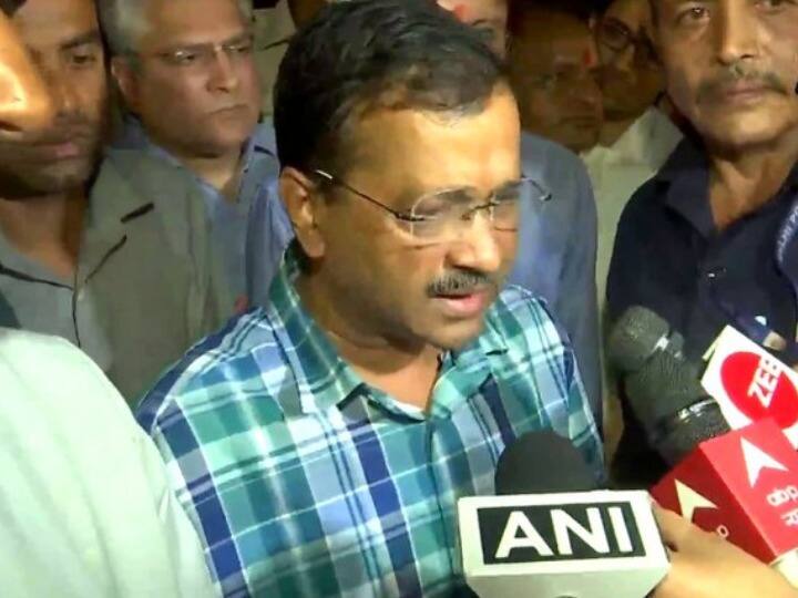 Kejriwal’s big statement- We are in competition in Gujarat, ‘love is flourishing’ between Congress and BJP