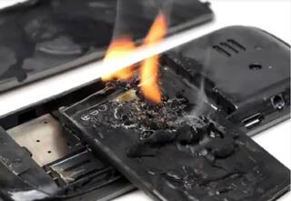 Mobile Battery : সাবধান! এই ৫ কারণে আগুন লাগে মোবাইলের ব্যাটারিতে