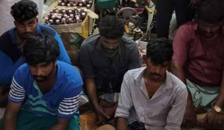 Five arrested for running a fake liquor factory and supplying it to  Tasmac stores திருச்சியில் கண்டுபிடிக்கப்பட்ட போலி மதுபான ஆலை - டாஸ்மாக் கடைகளுக்கு சப்ளை செய்தது அம்பலம்