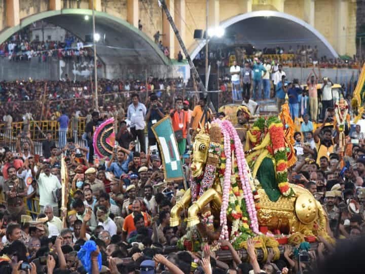 வாராரு... வாராரு... அழகர் வாராரு... நெகிழ்ச்சியடைந்த பக்தர்கள்.
