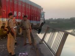Hamirpur News: हमीरपुर में भीषण सड़क हादसा, दो ट्रकों के बीच हुई जोरदार टक्कर, दो लोगों की दर्दनाक मौत