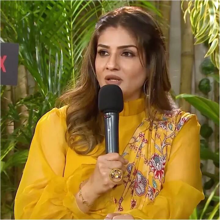 இவருக்கு தற்போது 49 வயது ஆகிறது.