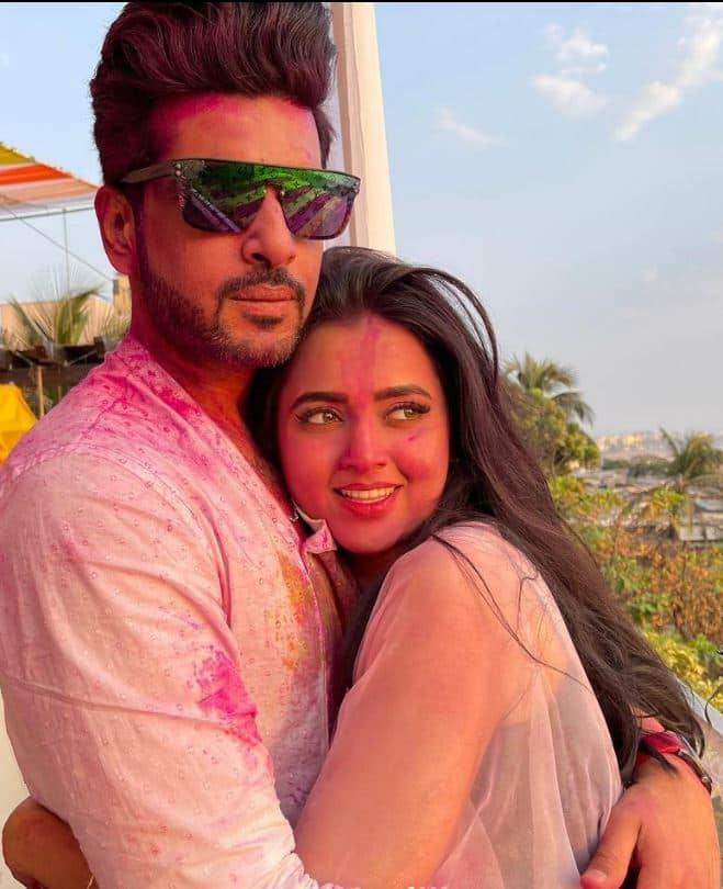 पार्टी हो, फंक्शन हो या फिर शूटिंग, करण-तेजस्वी ज्यादातर वक्त साथ ही बिताते हैं.