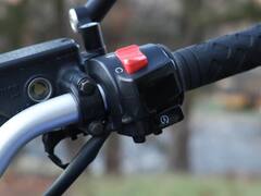 बाइक के इंजन किल स्विच के साथ ऐसा करने पर हो जाएगी ये दिक्कत, जानिए क्या नहीं करना?