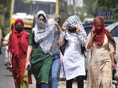 Delhi Weather Update: दिल्ली में भीषण गर्मी से नहीं राहत, गर्म लू के साथ अप्रैल में अधिक हुआ तापमान