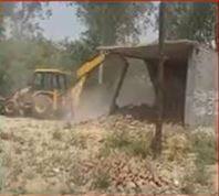 Bulandshahr में चला प्रशासन का बुलडोजर, अवैध कॉलोनियों को किया गया ध्वस्त | Uttar Pradesh