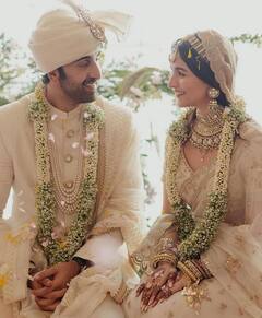 सात फेरे लेते हुए नहीं छुपी आलिया की खुशी, रणबीर भी प्यार से बस निहारते रह गए, देखें शादी के अनसीन फोटो