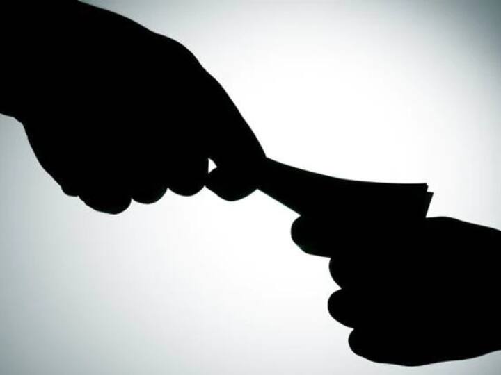 Ujjain Crime News: गेहूं के सैंपल पास कराने के नाम पर आरोपी लेता था रिश्वत, पुलिस ने दर्ज किया भ्रष्टाचार का मामला