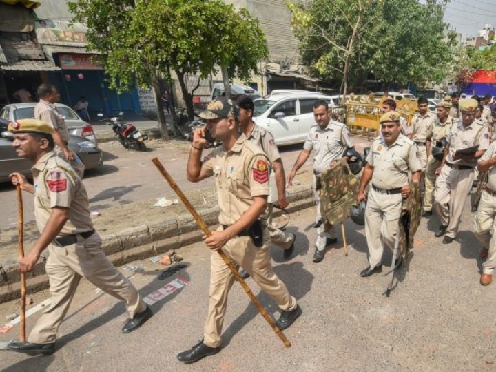 Jahangirpuri Violence Aslam Mother Said Her Son Is Innocent The Local People Also Angry ANN |  On the arrest of Aslam in Jahangirpuri violence, the mother said – son is innocent, the local people are also