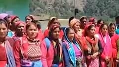 Rudraprayag : 3 साल से सड़क निर्माण का काम ना होने से नाराज लोगों ने किया प्रदर्शन। HINDI NEWS