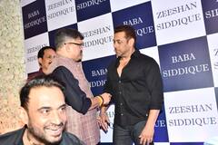 बाबा सिद्दीकी और जीशान सिद्दीकी की इफ्तार पार्टी में लगा सितारों का मेला, सलमान-शिल्पा-मोनालिसा का दिखा ऐसा अंदाज