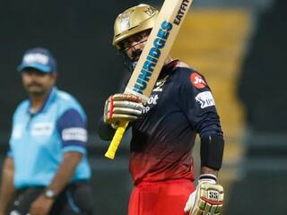 IPL 2022: दिनेश कार्तिक की तूफानी पारी की सचिन तेंदुलकर ने की तारीफ, बोले- उनके पास है क्रीज पर 360 डिग्री खेलने की क्षमता