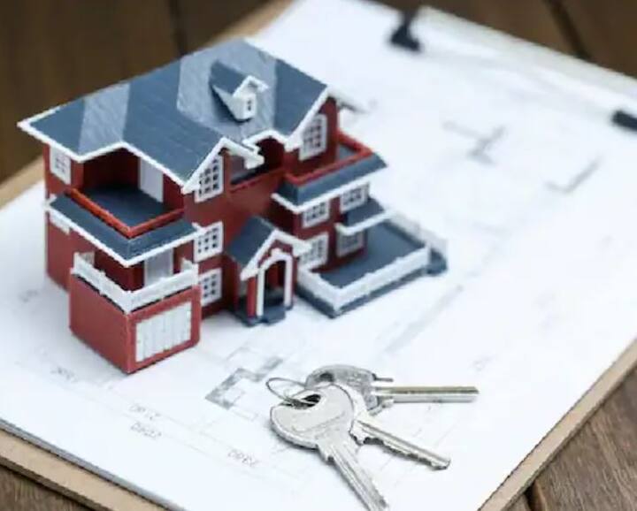 ਪੈਸੇ ਦਾ ਨਿਵੇਸ਼ ਕਰਨ ਤੋਂ ਪਹਿਲਾਂ ਯਕੀਨੀ ਤੌਰ 'ਤੇ ਜਾਇਦਾਦ ਦੇ ਮਾਲਕ ਤੇ ਉਸ ਦੀ ਜਾਇਦਾਦ ਬਾਰੇ ਜ਼ਰੂਰੀ ਜਾਣਕਾਰੀ ਇਕੱਠੀ ਕਰੋ। ਆਓ ਅਸੀਂ ਤੁਹਾਨੂੰ ਉਨ੍ਹਾਂ ਦਸਤਾਵੇਜ਼ਾਂ ਬਾਰੇ ਦੱਸਦੇ ਹਾਂ ਜੋ ਖਰੀਦਦਾਰ ਨੂੰ ਕੋਈ ਵੀ ਜਾਇਦਾਦ ਖਰੀਦਣ ਤੋਂ ਪਹਿਲਾਂ ਜ਼ਰੂਰ ਦੇਖਣੇ ਚਾਹੀਦੇ ਹਨ। ਇਸ ਬਾਰੇ ਜਾਣੋ।