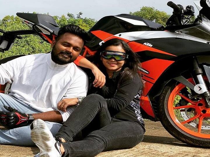 Actress VJ Manimegalai Ktm bike stolen Today Morning VJ Manimegalai: கஷ்டப்பட்டு ஆசையா வாங்குனது .. பைக்கை பறிகொடுத்த மணிமேகலை.. இன்ஸ்டாவில் சோகப்பதிவு..!