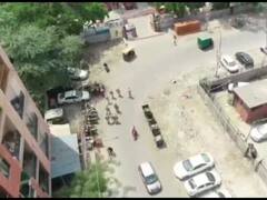 Delhi News: जहांगीरपुरी हिंसा के बाद हाई अलर्ट मोड पर पुलिस, जसोला और जामिया नगर में ड्रोन से हो रही निगरानी