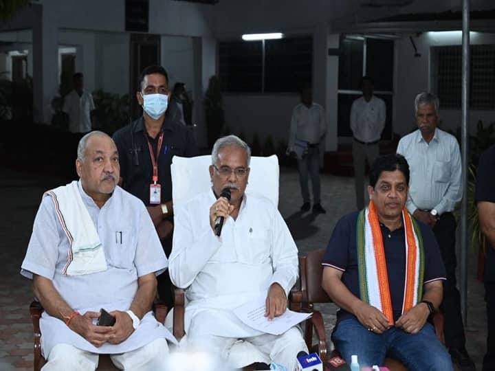 Khairagarh By-Election 2022: CM bhupesh baghel statement on khairagarh by-election result 2022 and attcks on raman singh ann Khairagarh By-Election 2022: खैरागढ़ उपचुनाव में जीत पर सीएम बघेल बोले- 3 साल के काम पर लगी मुहर, रमन सिंह पर भी किया पटलवार