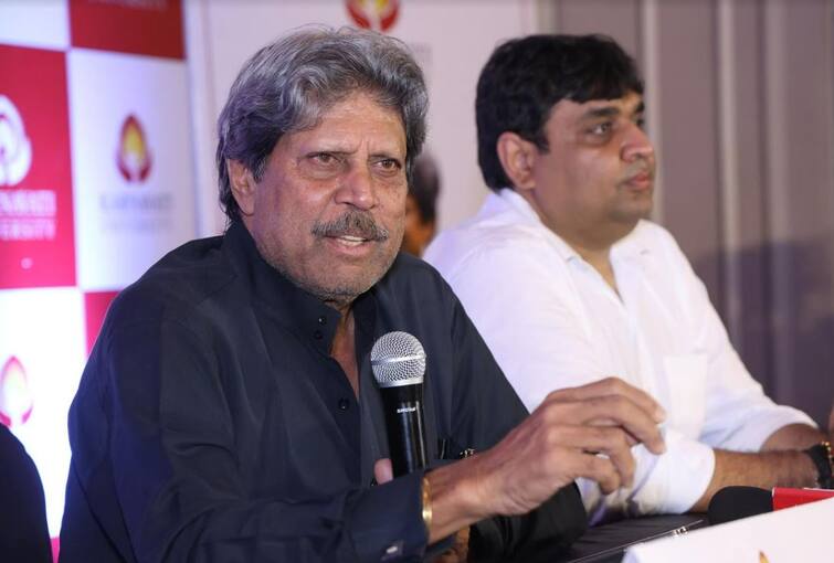 Renowned cricketer Kapil Dev became the brand ambassador of Karnavati University ખ્યાતનામ ક્રિકેટર કપિલ દેવ કર્ણાવતી યુનિવર્સિટીના બ્રાન્ડ એમ્બેસેડર બન્યા