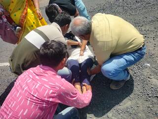 ભાવનગર વલ્લભીપુર રોડ પર ટ્રકની અડફેટે દંપત્તિનું મૃત્યુ, પાંચ વર્ષના બાળકનો બચાવ