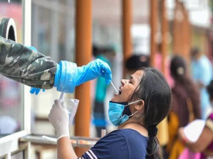 Delhi NCR Corona Udate: फिर से पैर पसार रहा कोरोना, दिल्ली में 500 से ज्यादा केस तो नोएडा में 19 बच्चे संक्रमित Delhi NCR Corona Udate more than 500 cases in Delhi in last 24 hour, children infected in Gautam Budh Nagar ANN Delhi NCR Corona Udate: फिर से पैर पसार रहा कोरोना, दिल्ली में 500 से ज्यादा केस तो नोएडा में 19 बच्चे संक्रमित