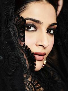 Sonam Kapoor : सोनमनं सांगितला प्रेग्नन्सी दरम्यानचा अनुभव; म्हणाली, 'हा कठीण प्रवास...'