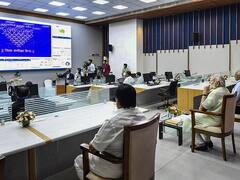 PM Modi Interacts With Teachers & Students At Vidya Samiksha Kendra On First Day Of Gujarat Visit