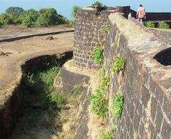 Famous Forts of Maharashtra: शनिवार वाड़ा से लेकर जयगढ़ फोर्ट  तक, तस्वीरों में देखिए महाराष्ट्र के भव्य और शानदार किले....
