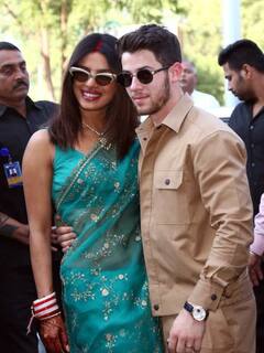 शादी के बाद पहली बार फैंस के सामने इस तरह आए बॉलीवुड के ये सितारे, देखते रह गए सभी