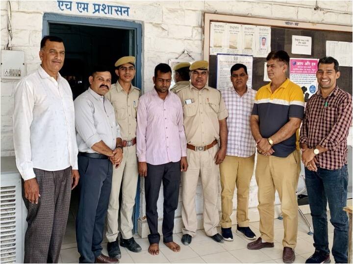 Jodhpur police arrested two smugglers of counterfeit currency fake notes of Rs 3 lakh are found in Rs 1 lakh ANN Jodhpur News: जोधपुर में जाली नोटों के साथ दो युवक गिरफ्तार, पूरी गैंग का पर्दाफाश करने में जुटी पुलिस