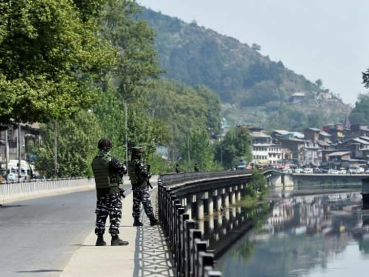 ‘Highly Provocative And Seditious’: Kashmir University PhD Scholar Arrested For Article Published In 2011 ‘Highly Provocative And Seditious’: Kashmir University PhD Scholar Arrested For Article Published In 2011