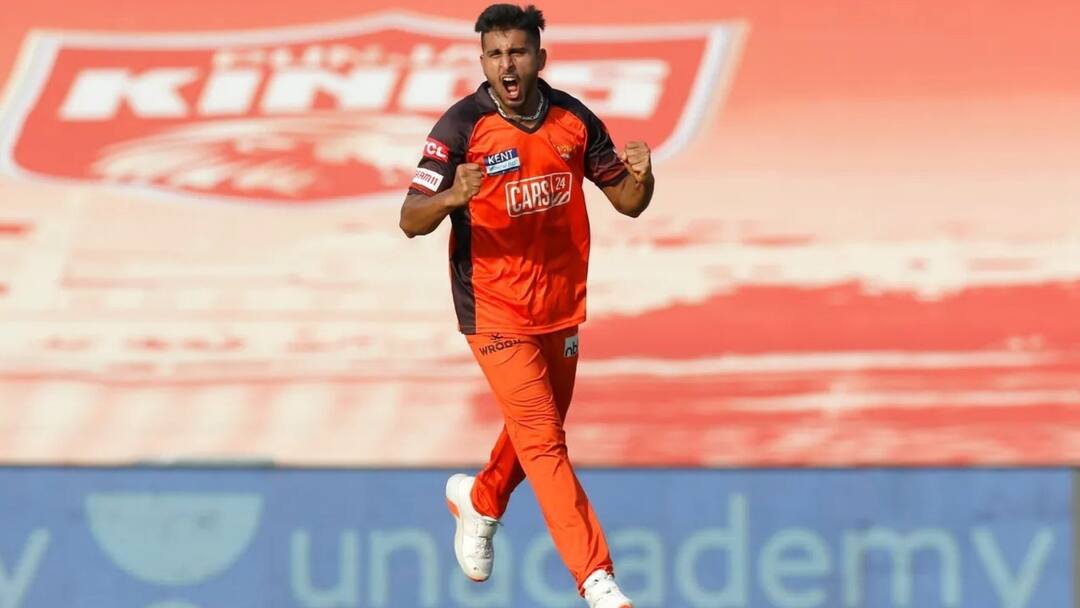 IPL 2022: 4 Wickets And No Run In Dramatic Final Over Bowled By Umran Malik In IPL 2022 Umran Malik: মেডেন ওভার, পড়ল ৪ উইকেট! আইপিএলে নাটকীয় বোলিং উমরনের