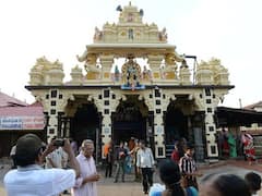 Karnataka Seer Says BJP Takes 30% Commission From Mutts, Congress Attacks Ruling Party