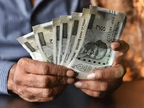 PM Mudra Loan: व्यवसाय सुरू करण्यासाठी कर्ज हवं आहे? मग केंद्र सरकारच्या 'या' योजनेचा घ्या लाभ PM Mudra Loan: व्यवसाय सुरू करण्यासाठी कर्ज हवं आहे? मग केंद्र सरकारच्या 'या' योजनेचा घ्या लाभ