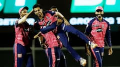 RR vs KKR, Match Highlights: রুদ্ধশ্বাস ম্যাচে মাত্র ৭ রানে হার, ক্রমশ জটিল হচ্ছে কেকেআরের প্লে-অফ স্বপ্ন