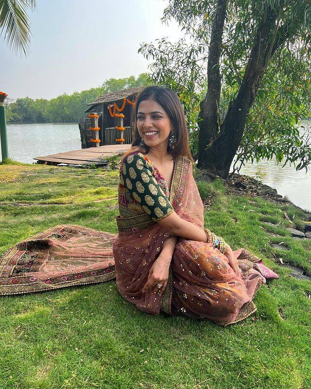 ఇదిలా ఉండగా.. మాళవిక ఎప్పటికప్పుడు తన ఫొటోలను సోషల్ మీడియాలో షేర్ చేస్తుంటుంది. (Photo Courtesy : Malavika Instagram)