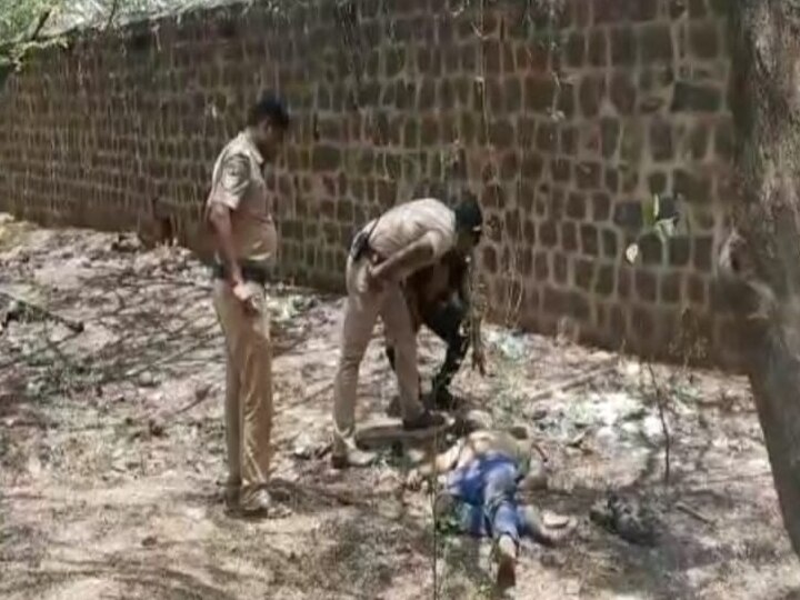 திண்டுக்கல் அருகே  முகம் சிதைந்த நிலையில் ஆண் சடலம் மீட்பு - வெட்டி கொல்லப்பட்டது விசாரணையில் அம்பலம்