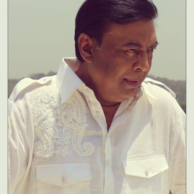 अभय भार्गव बड़े अच्छे लगते हैं 2 में प्रिया के पिता की भूमिका में नजर आ रहे हैं. मीडिया रिपोर्ट्स की मानें तो उन्हें एक एपिसोड के लिए 40 हजार पेय किया जाता है.