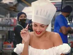 અકસ્માત બાદ કામ પર પરત ફરી મલાઈકા અરોરા, જુઓ શેફ બનેલી મલાઈકાના ફોટો