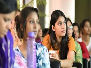 Mumbai College Admission 2022: सीबीएसई और आईसीएसई स्टूडेंट्स के लिए मुंबई के कुछ कॉलेजों ने रोकी एडमिशन प्रक्रिया, जानिए – क्या है योजना