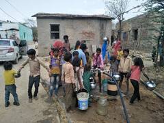 Udaipur News: राजस्थान के इस गांव में पहली बार लगा नल कनेक्शन, महिलाओं ने की पूजा